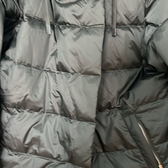 Puffer coat. Zara. Size M. True to size.Down. Hooded - Picture 6 of 11